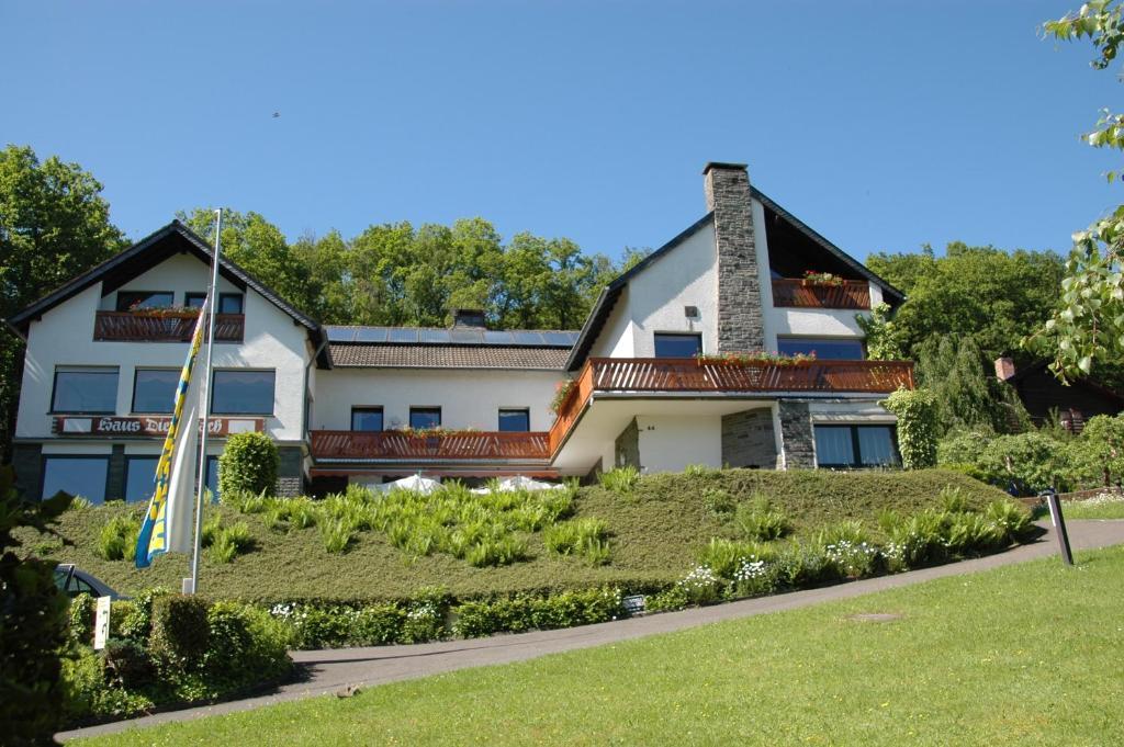 Pension Haus Diefenbach ไฮม์บาค ภายนอก รูปภาพ